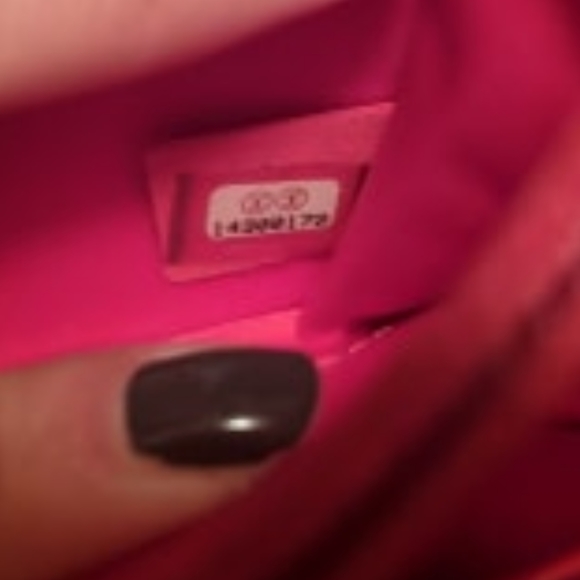 Chanel Red East West WOC - Picture 6 of 6